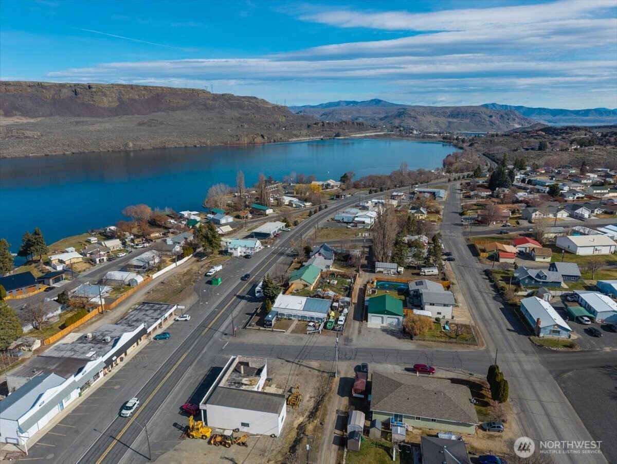 119 E Coulee Boulevard Electric City WA 99123