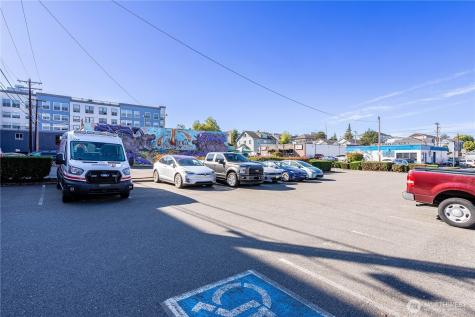 1300 Wall Street Everett WA 98201