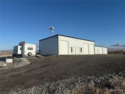 5 Stampede Business Park Omak WA 98841