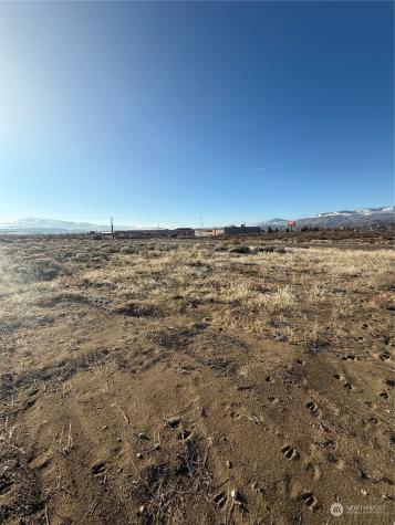 5 Stampede Business Park Omak WA 98841