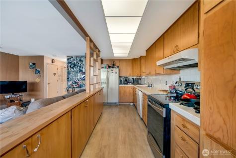 2512 Colby Avenue Everett WA 98201