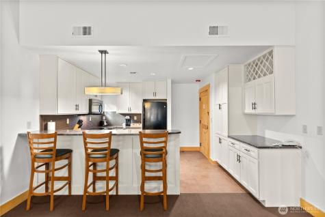 31 Early Winters Drive Mazama WA 98833