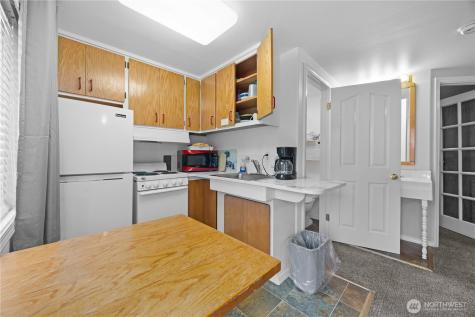 2044 W Woodin Avenue Chelan WA 98816