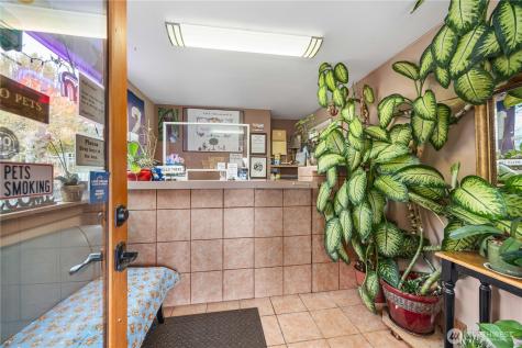 2044 W Woodin Avenue Chelan WA 98816