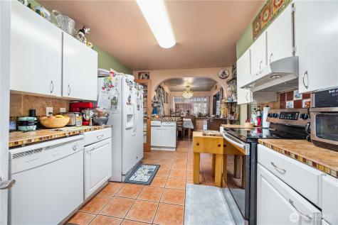 2044 W Woodin Avenue Chelan WA 98816