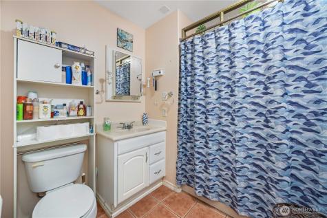 2044 W Woodin Avenue Chelan WA 98816