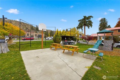 2044 W Woodin Avenue Chelan WA 98816