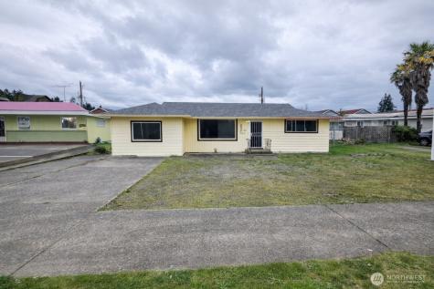 4534 S Pine Street Tacoma WA 98409