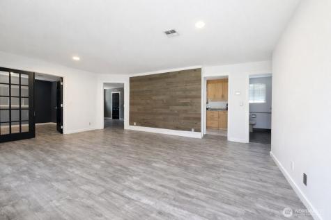 4534 S Pine Street Tacoma WA 98409