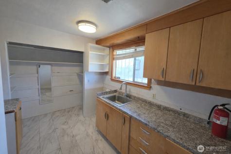 4534 S Pine Street Tacoma WA 98409