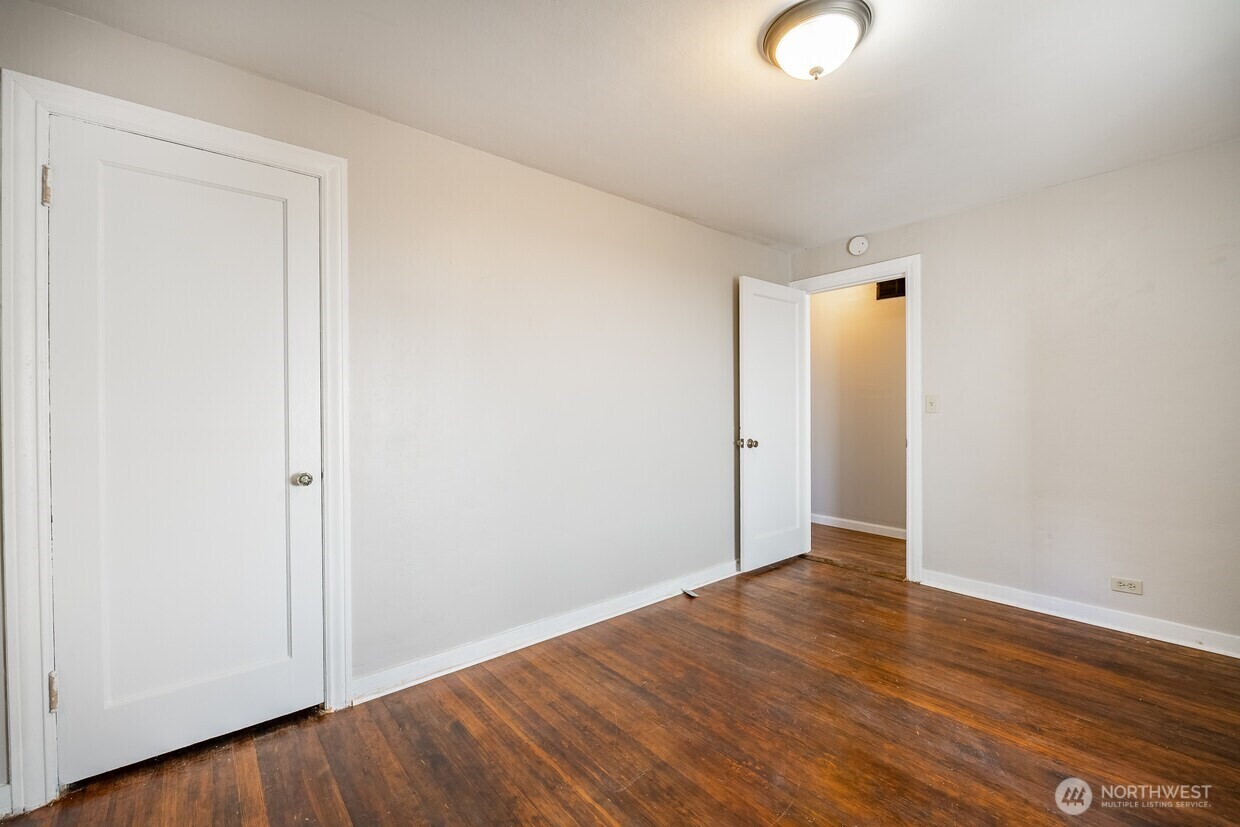 549 Cherry Street Blaine WA 98230