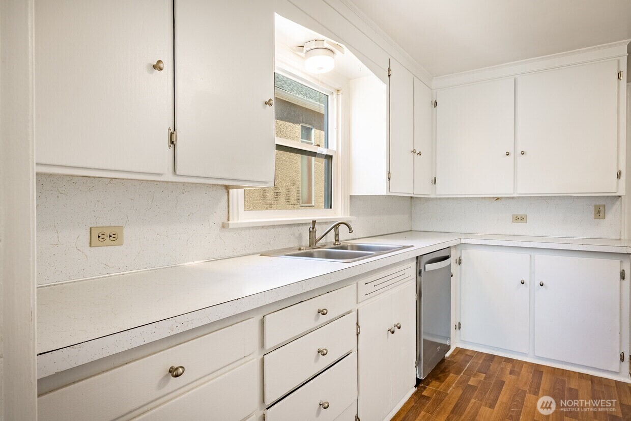 549 Cherry Street Blaine WA 98230