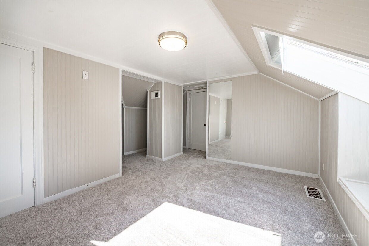 549 Cherry Street Blaine WA 98230