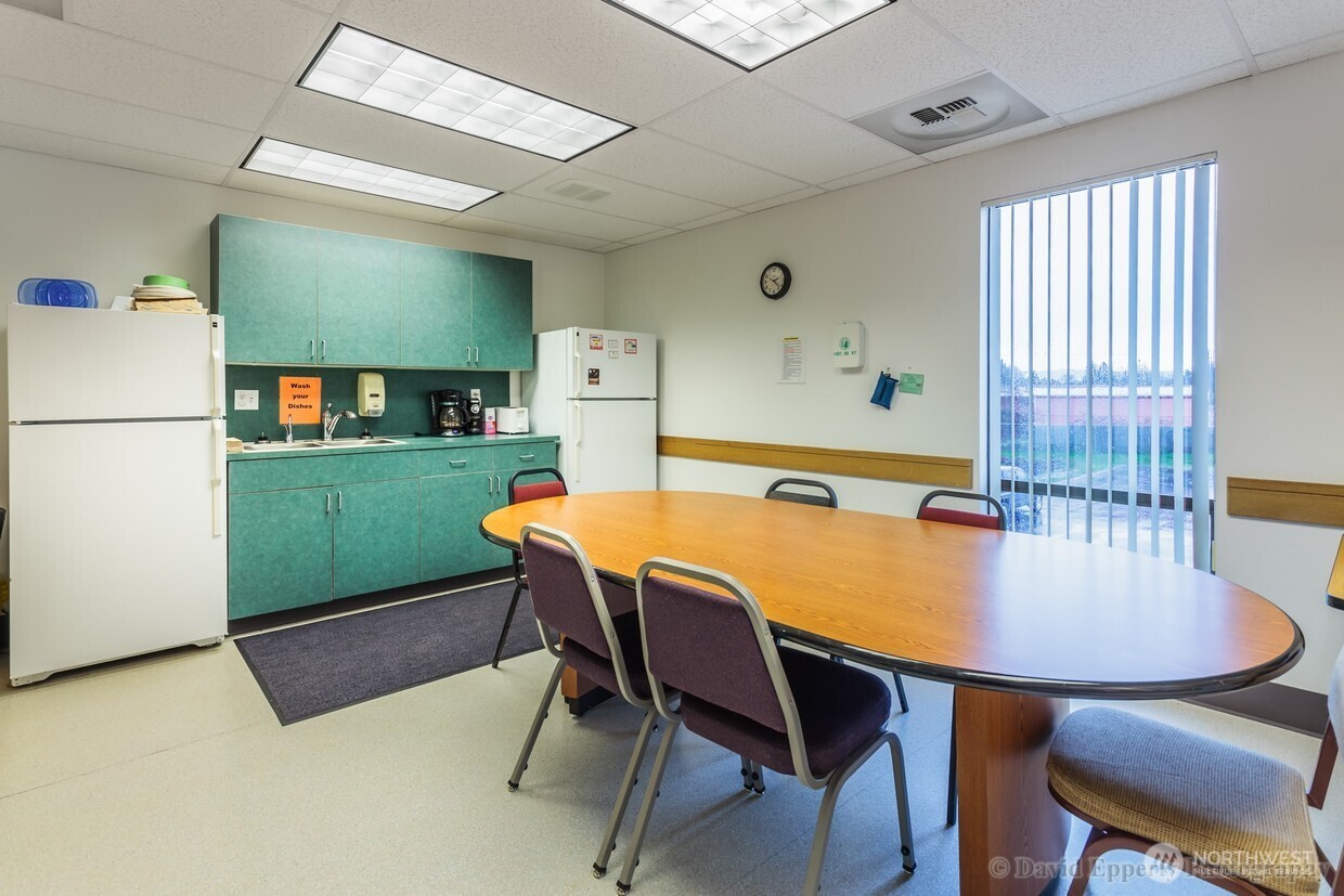 1953 7th Avenue Longview WA 98632
