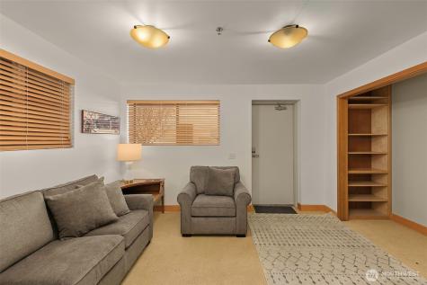 9730 29th Avenue W Everett WA 98204