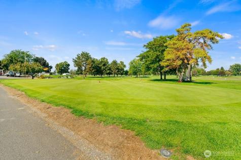 31 Ray Road Sunnyside WA 98944