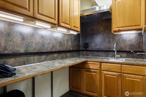 1421 SW Barlow Street Oak Harbor WA 98277