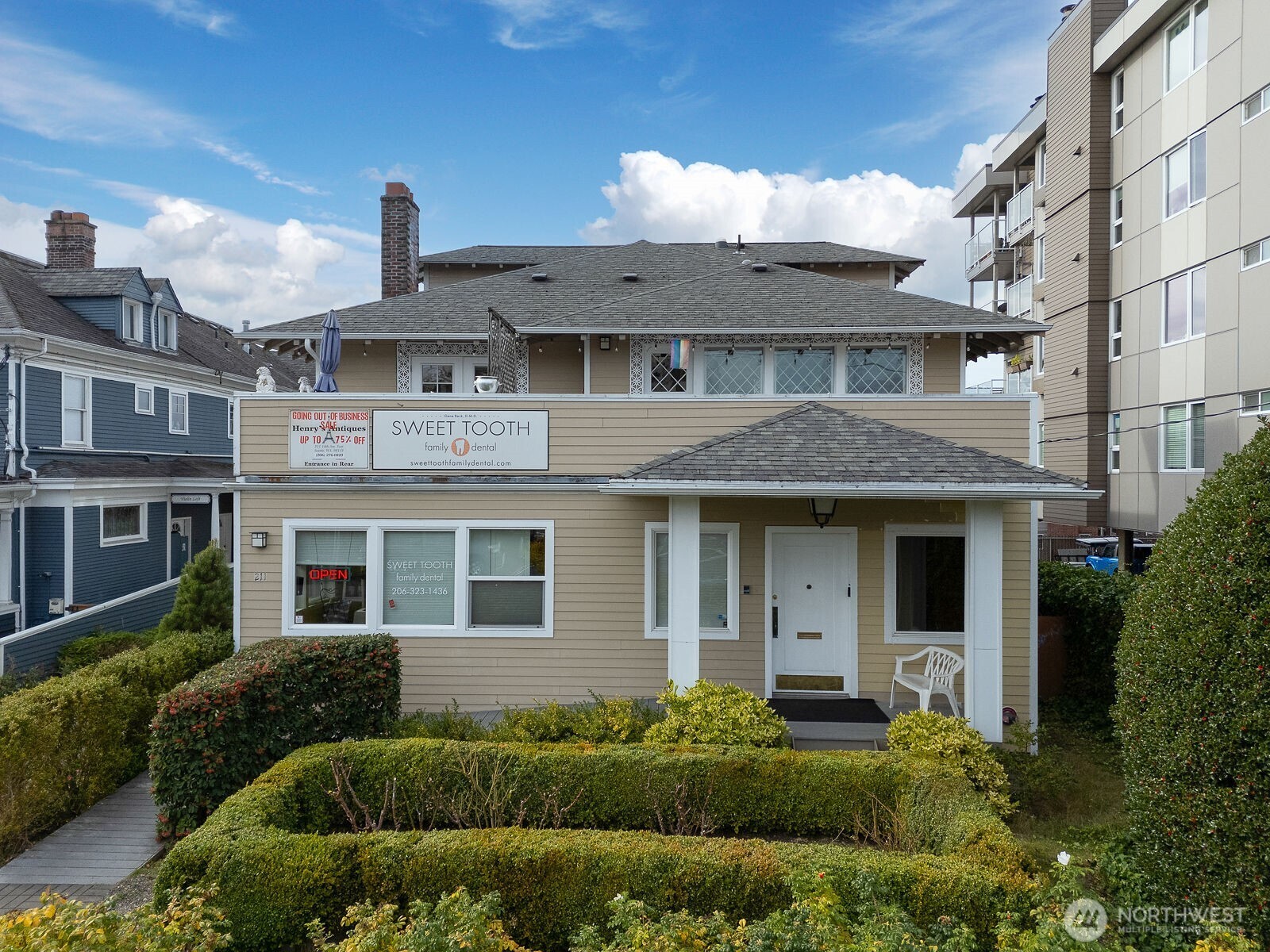 211 14th Avenue E Seattle WA 98112