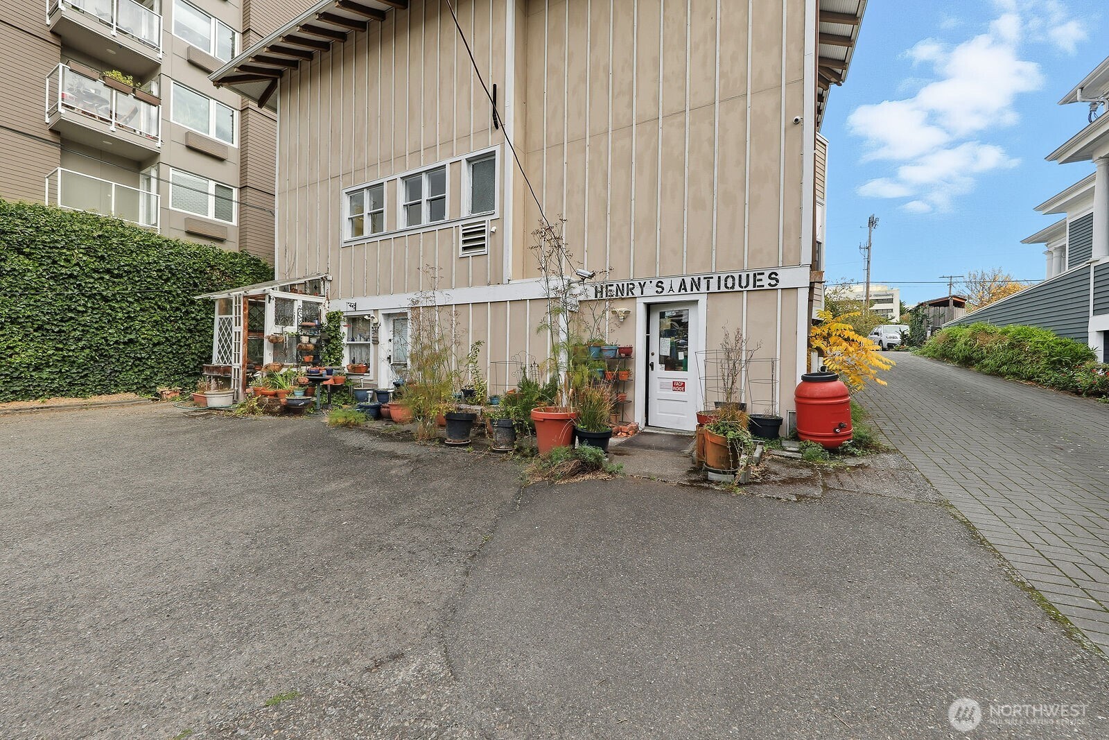 211 14th Avenue E Seattle WA 98112