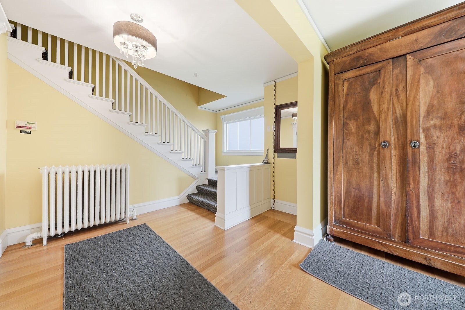 211 14th Avenue E Seattle WA 98112
