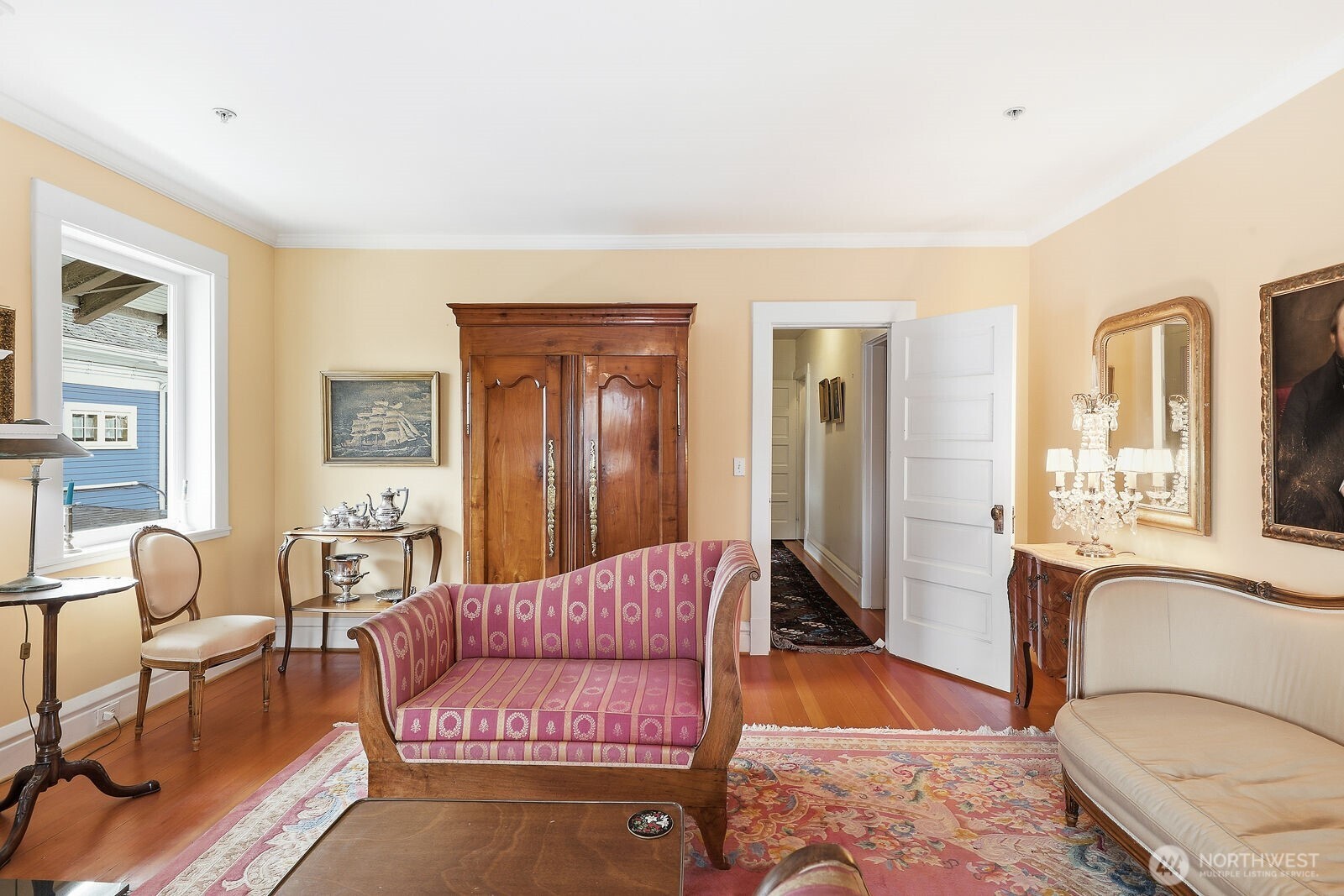 211 14th Avenue E Seattle WA 98112