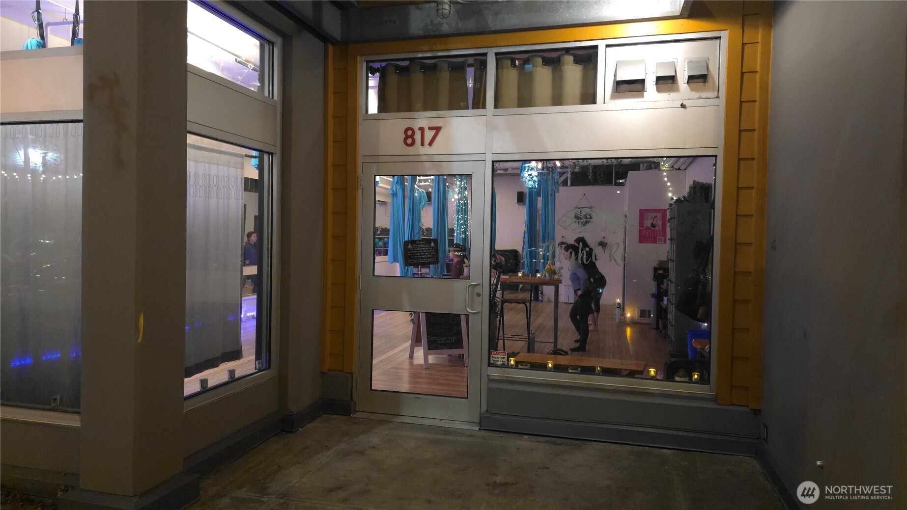 827 Hiawatha Place S Seattle WA 98144