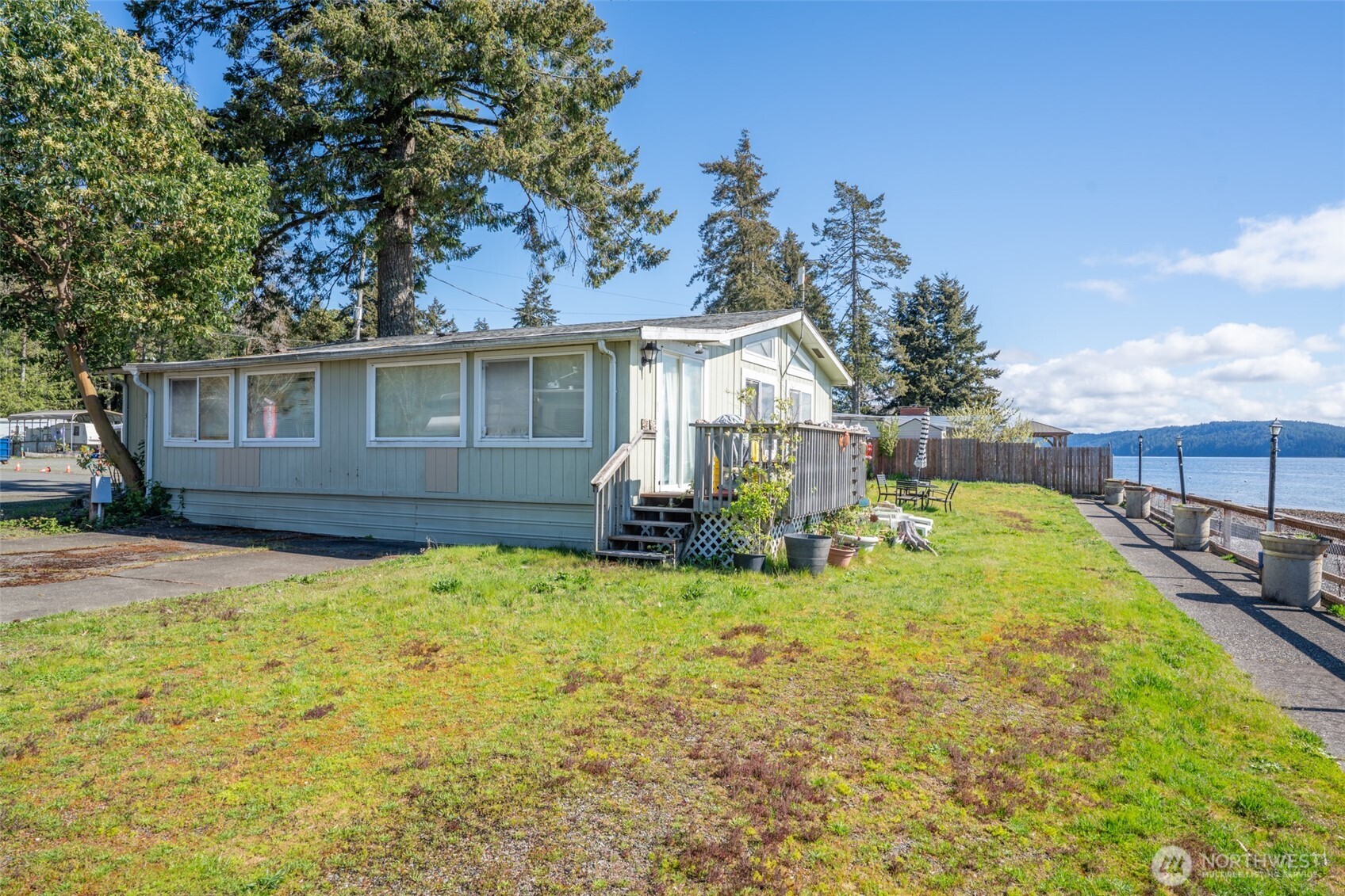 27001 N Us Highway 101 Hoodsport WA 98548