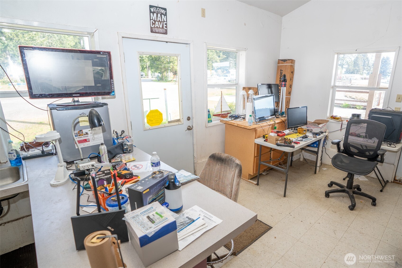 27001 N Us Highway 101 Hoodsport WA 98548