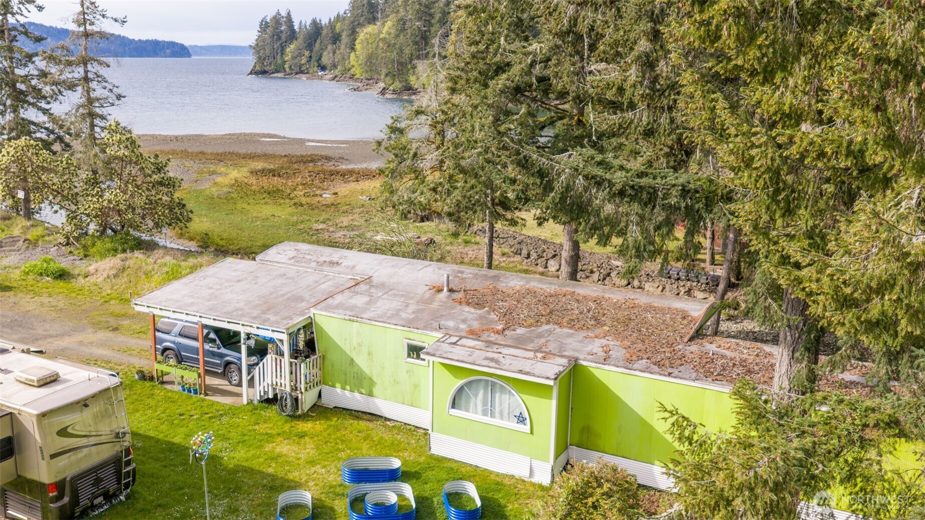 27001 N Us Highway 101 Hoodsport WA 98548