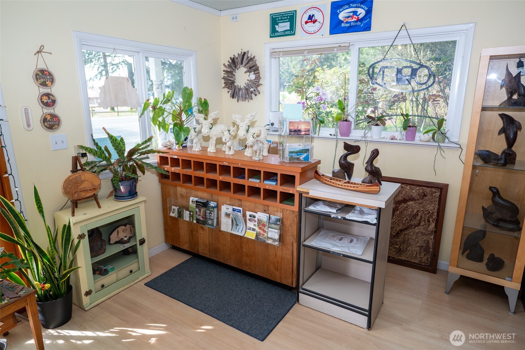 27001 N Us Highway 101 Hoodsport WA 98548