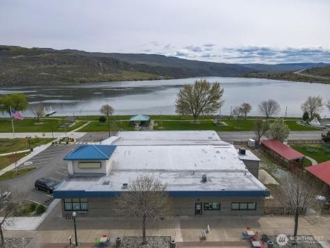 169 Pateros Mall Pateros WA 98846