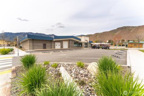 169 Pateros Mall Pateros WA 98846
