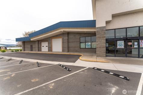 169 Pateros Mall Pateros WA 98846