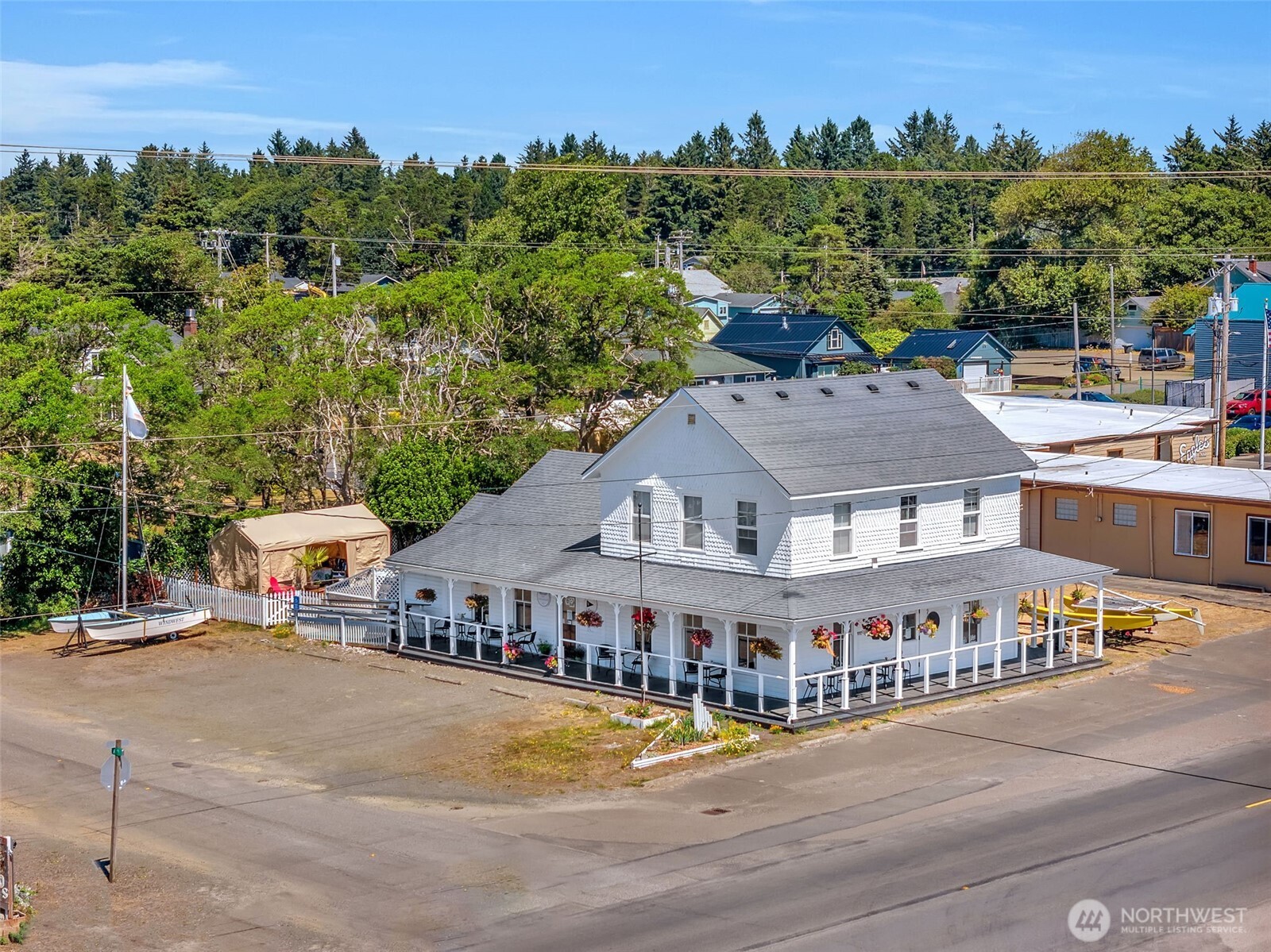 1401 Bay Avenue Ocean Park WA 98640