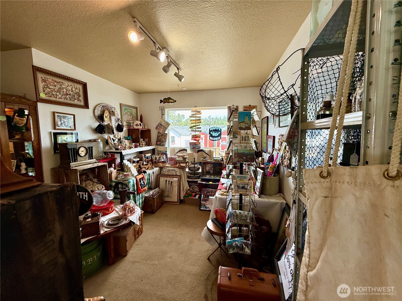 1910 Bay Avenue Ocean Park WA 98640