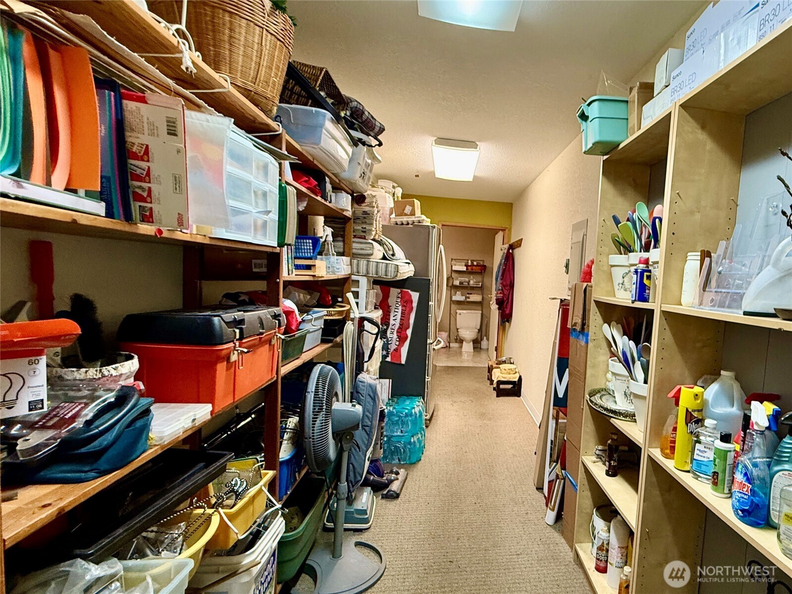 1910 Bay Avenue Ocean Park WA 98640