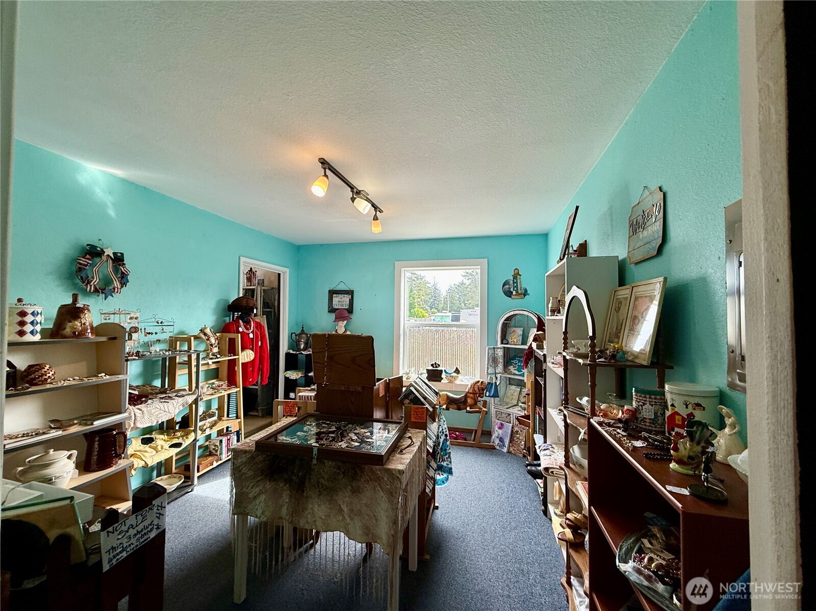 1910 Bay Avenue Ocean Park WA 98640