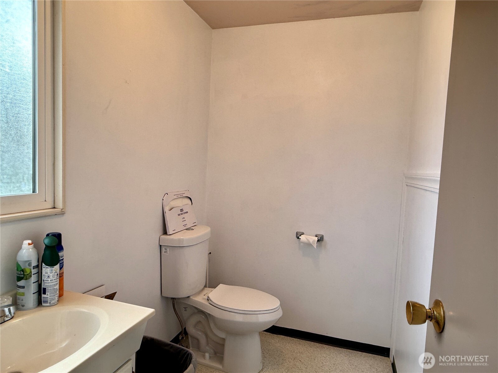 1910 Bay Avenue Ocean Park WA 98640