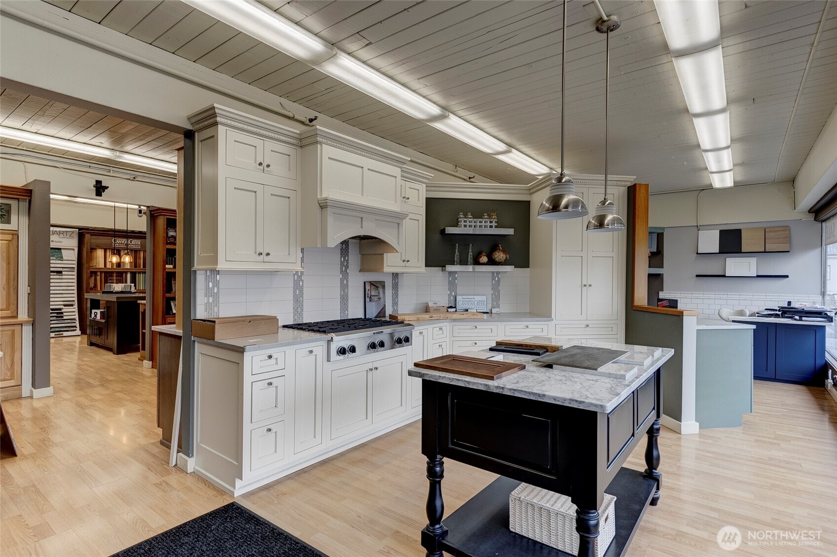 656 SE Bayshore Drive Oak Harbor WA 98277