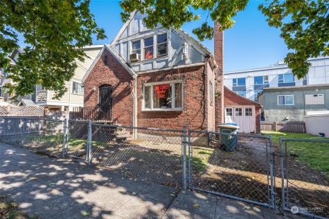 324 25th Avenue S Seattle WA 98144