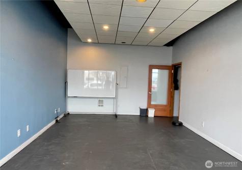 6044 Seaview Avenue NW Seattle WA 98107
