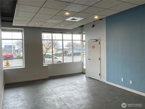 6044 Seaview Avenue NW Seattle WA 98107