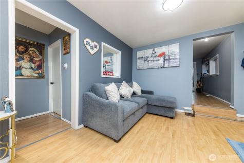 9264 57th Avenue S Seattle WA 98118