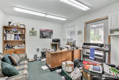209 125th Street S Street S Tacoma WA 98444