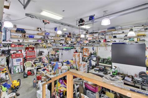 209 125th Street S Street S Tacoma WA 98444