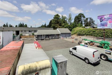 209 125th Street S Street S Tacoma WA 98444