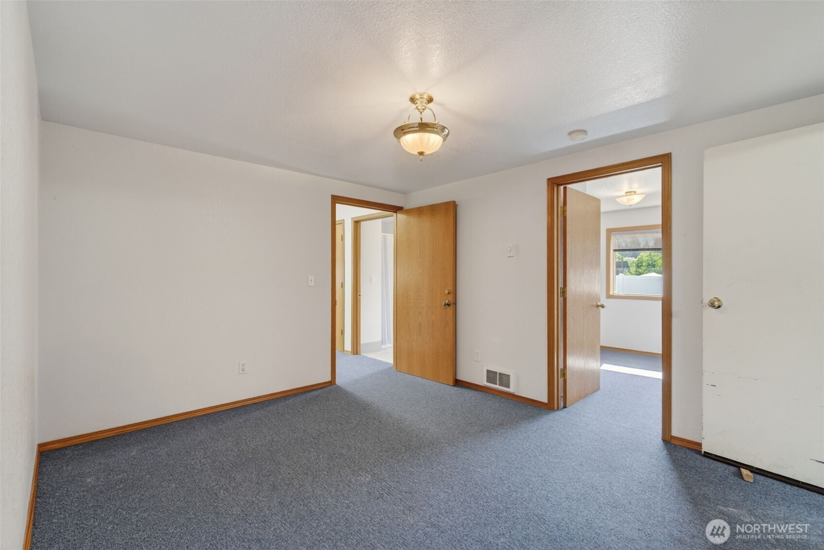 417 N Main Street Pe Ell WA 98572