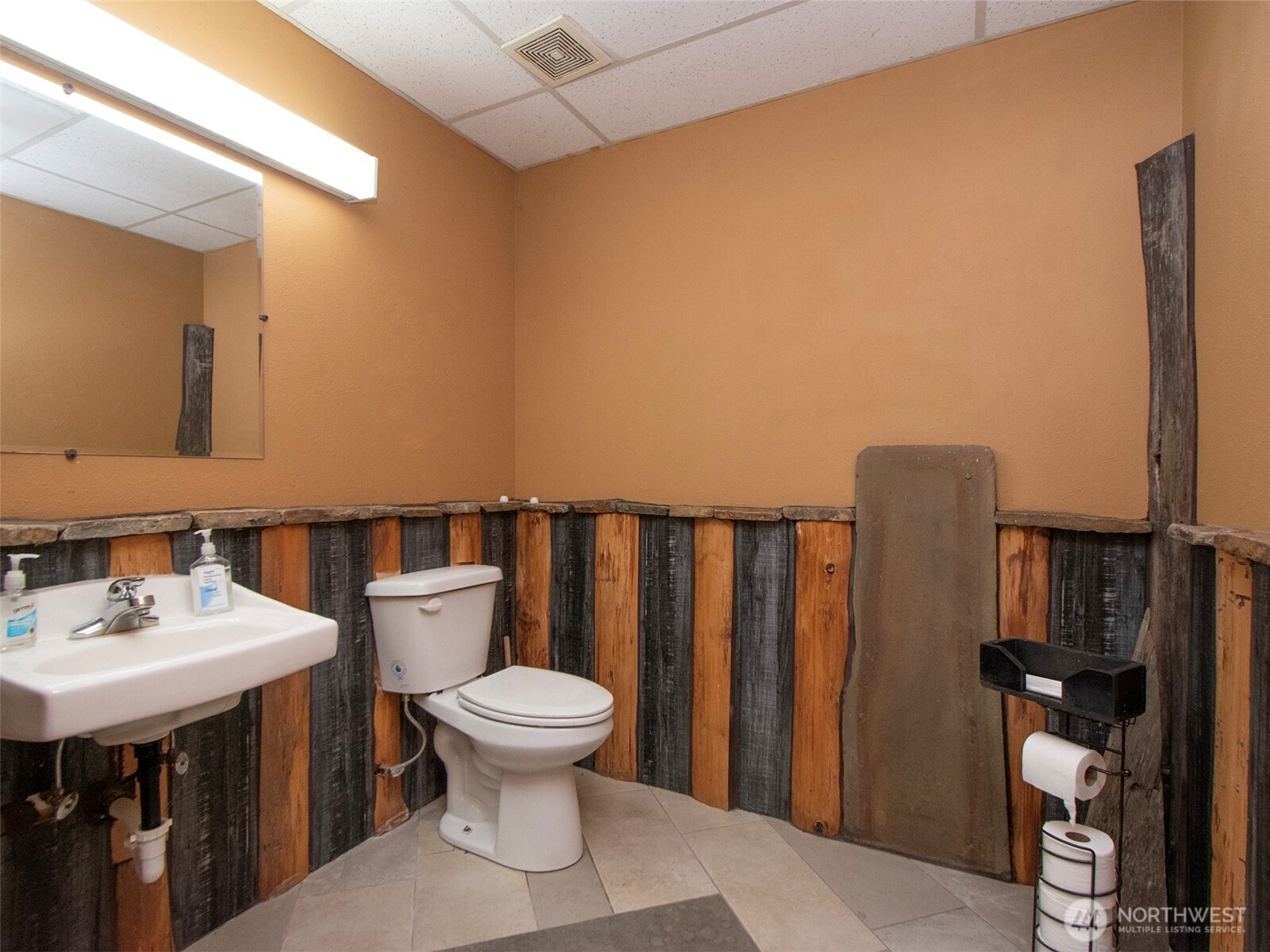 3368 E Highway 101 Port Angeles WA 98362
