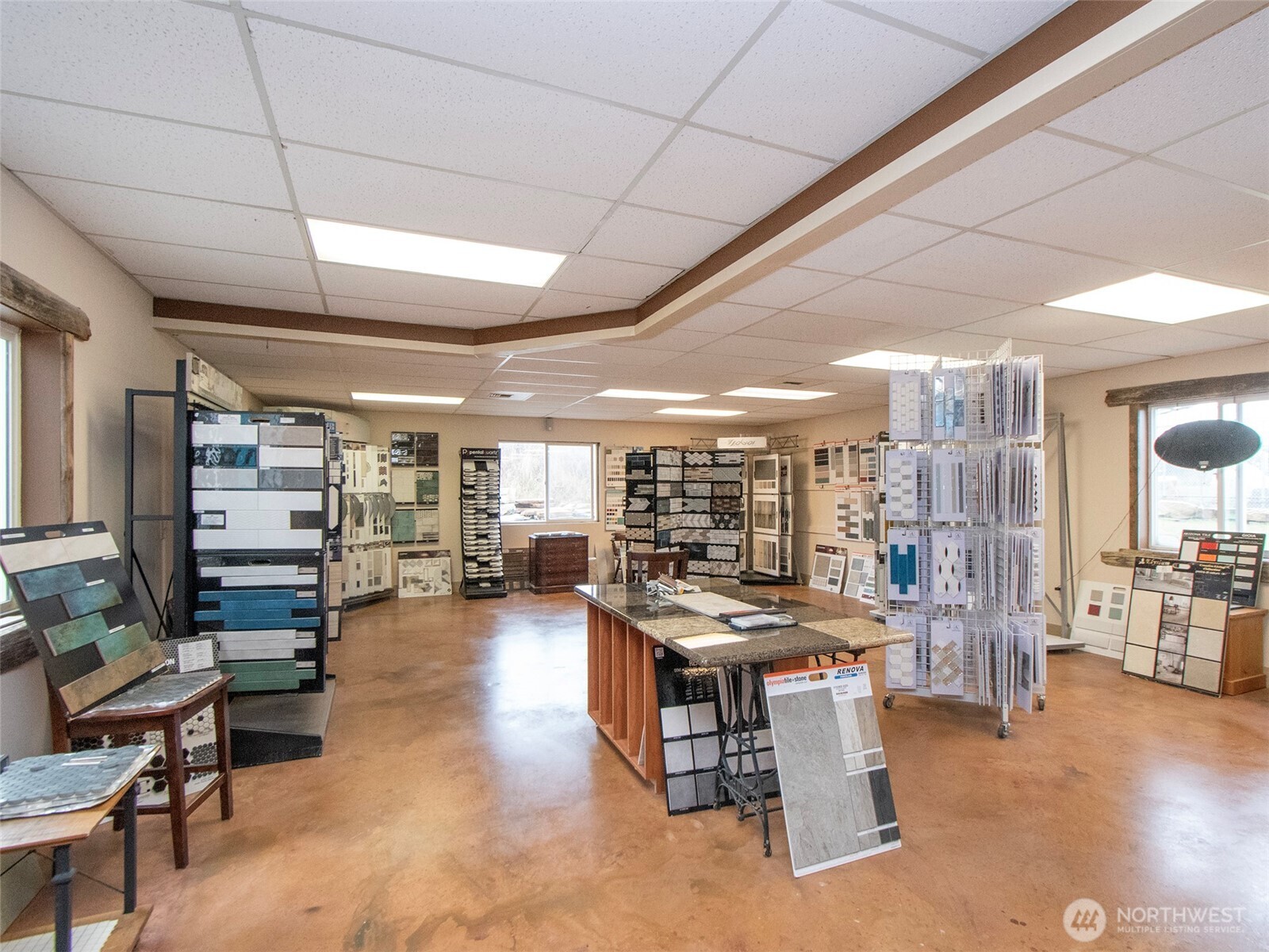 3368 E Highway 101 Port Angeles WA 98362