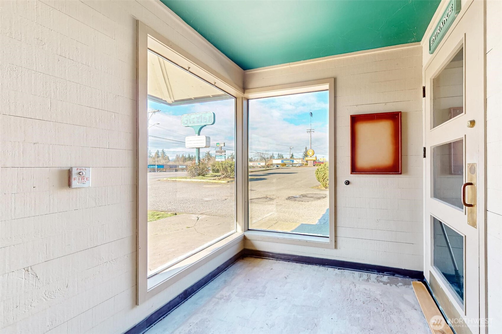 3558 Wheaton Way Bremerton WA 98310